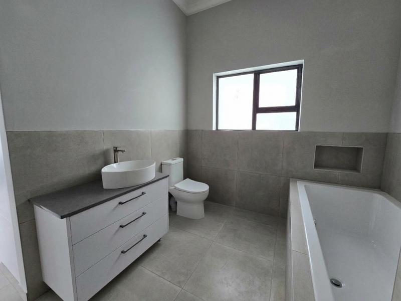 3 Bedroom Property for Sale in Shelley Point Western Cape